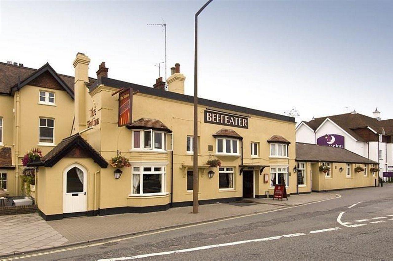 Premier Inn Horsham Bagian luar foto